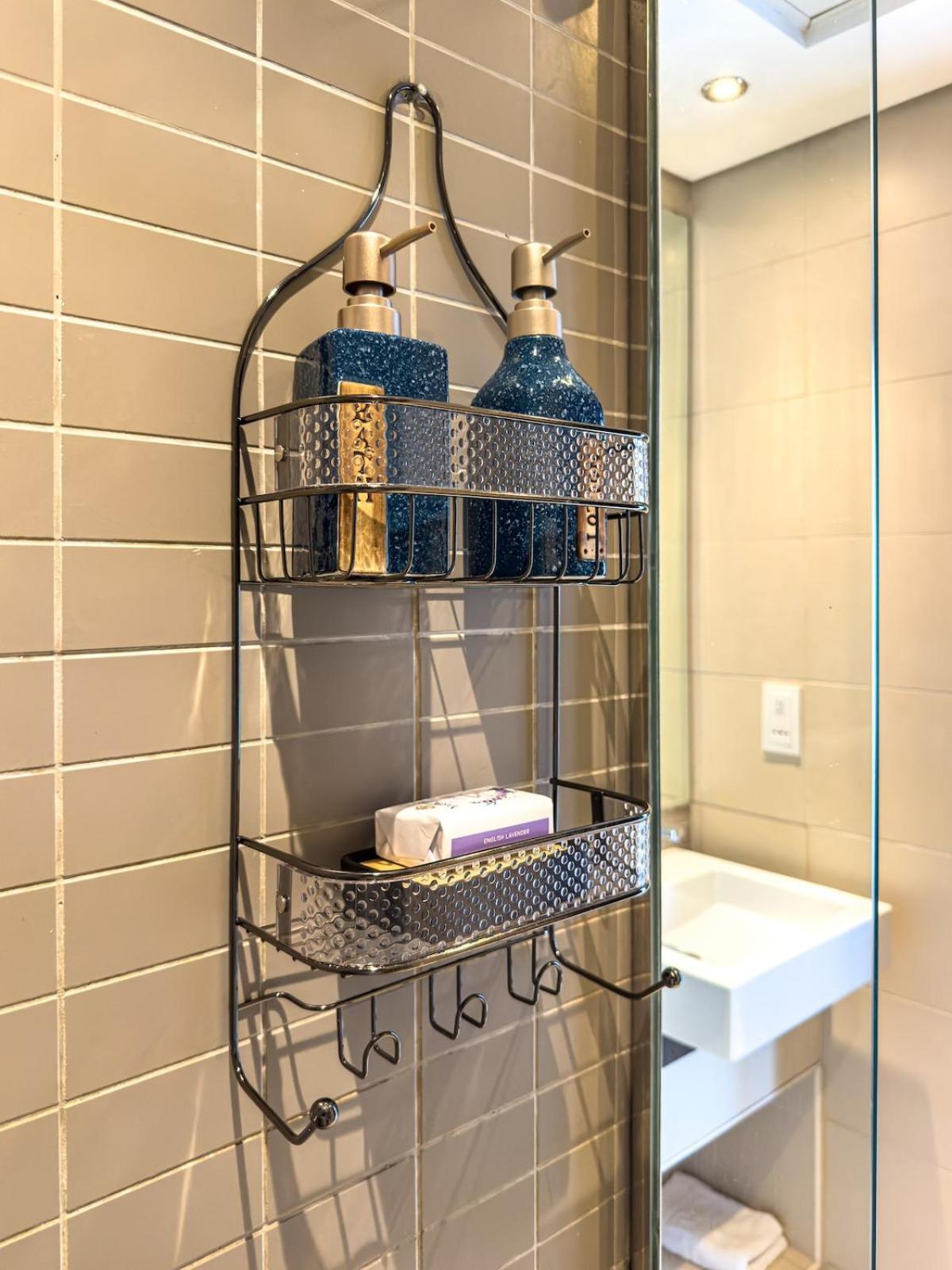 Nomad Retreats- Silverene Tower Marina View Апартаменти